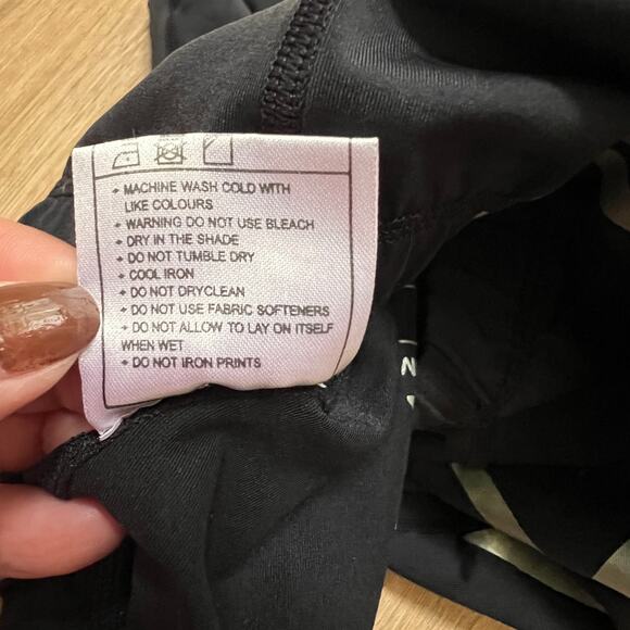 2XU Black Compression Leggings SZ Small - Picture 3 of 9